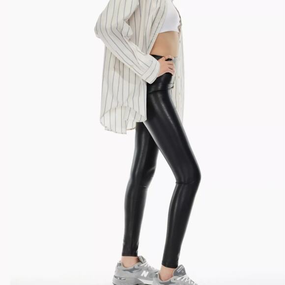 Aritzia Wilfred Free Daria Faux Leather High Waisted Leggings Black S - Picture 8 of 11